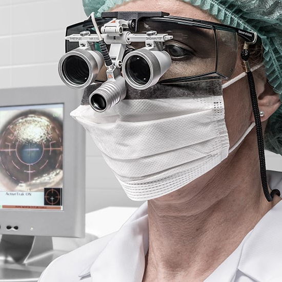 Cerrahi Lazer koruma gözlüğü, ışıklı Loupe